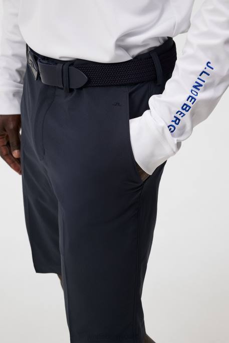 J.Lindeberg muutamat shortsit miehet laivasto 4VD0403 vaatetus