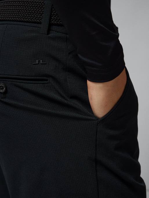 J.Lindeberg vent ohuet golfshortsit miehet musta 4VD0492 vaatetus