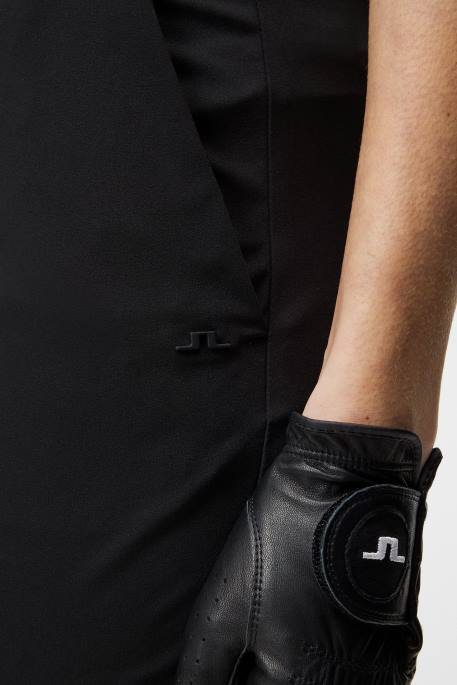 J.Lindeberg gwen shortsit naiset musta 4VD01743 vaatetus