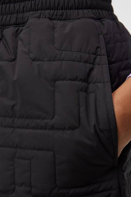 J.Lindeberg kukkapehmustetut shortsit naiset musta 4VD01697 vaatetus