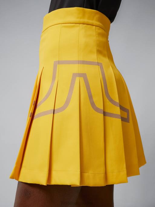 J.Lindeberg naomi siltahame naiset päivälilja 4VD02682 vaatetus